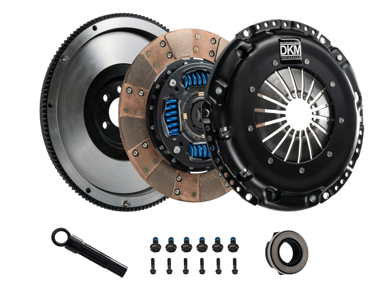 قابض DKM من السيراميك ثنائي القرص لسيارة BMW E34/E36/E39/E46/Z3 (6 أسطوانات) مع دولاب الموازنة (عزم دوران 650 قدمًا/رطلًا)