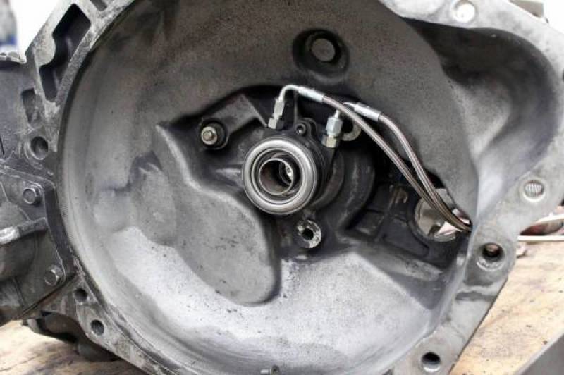 محمل هيدروليكي Clutch Masters 03-05 Dodge Neon 2.4L SRT-4 Turbo (لطراز 05086-TD7R-A)