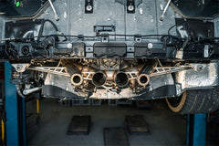 كاتم صوت عادم خلفي صمامي مقاس 3 بوصات لسيارة شيفروليه كورفيت C8 Z06 كورسا 2023 مع نظام حذف المسار بدون طرف