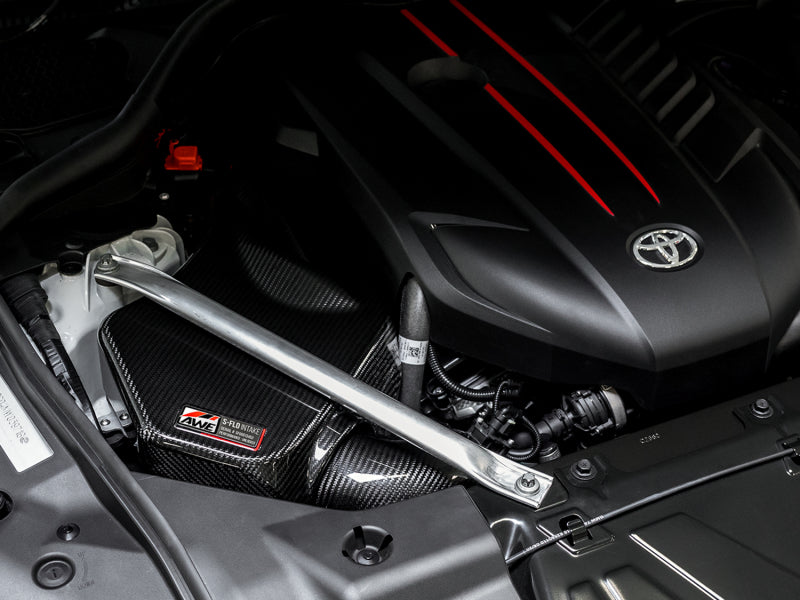 غطاء مدخل الهواء الكربوني لسيارة تويوتا GR Supra S-FLO موديل 2020+ من AWE Tuning
