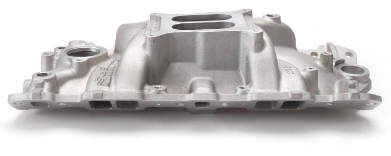 مجموعة متنوعة من Eps Performer من Edelbrock SBC
