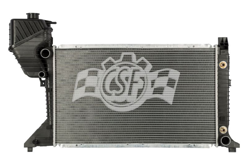 مبرد بلاستيكي أصلي CSF 03-06 Dodge Sprinter 2500 2.7L