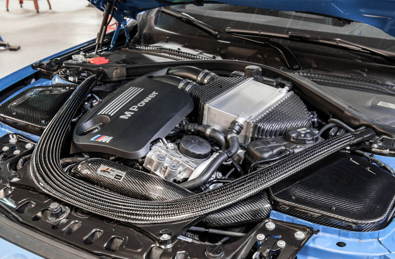 AWE Tuning BMW F8x M3/M4 S-FLO Carbon input