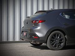 عادم خلفي للمحور مصنوع من مادة 304 SS مقاس 3 إلى 2-1/2 بوصة لسيارة Mazda 3 L4 2.5L من طراز aFe 19-22 مع طرف من ألياف الكربون